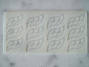 Szilikon Csoki Forma - Hull�m 65x25mm 12db