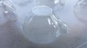 Csokol�d� Forma - Cs�sze L.