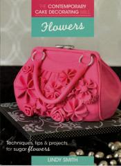 K�nyv - Contemporary Cake Decorating Bible Flowers